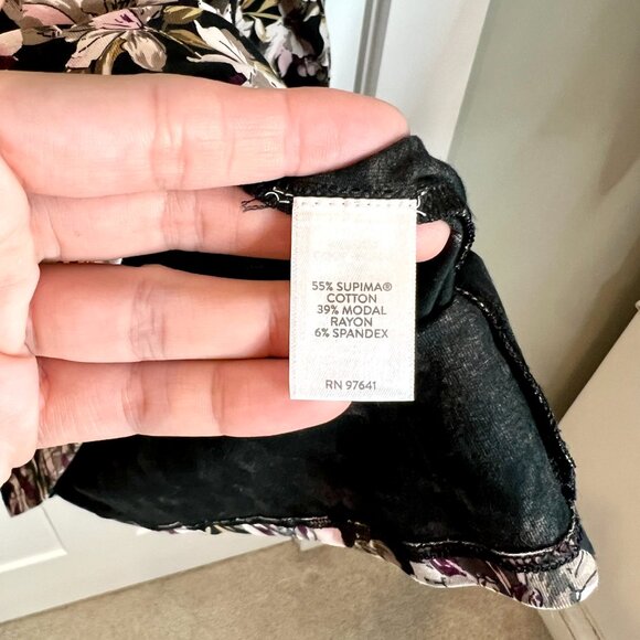 J. Jill Black Floral Supima Split Sleeve Tunic Long-Lined Modal Blend Size MT - Picture 4 of 5